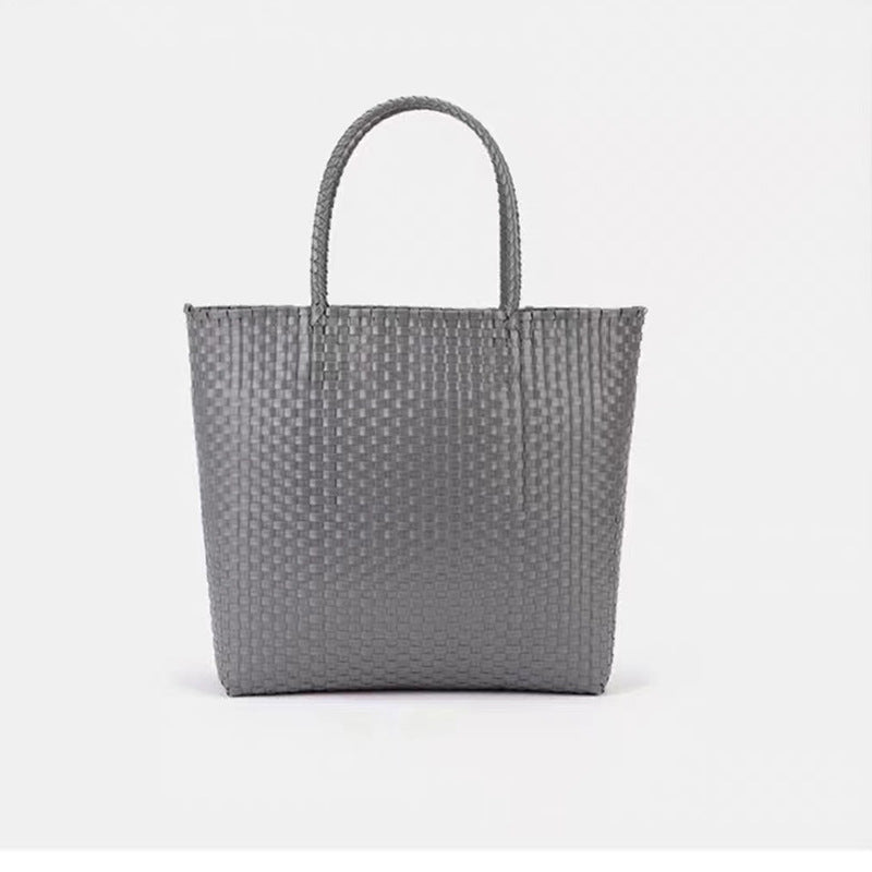 Hand-Woven Holiday Tote Bag for Festive Style and Function